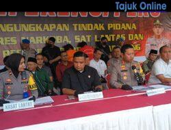 Kapolresta Barelang Gelar Konferensi Pers Ungkap Tersangka Peredaran Gelap Narkotika Jenis Sabu Seberat 4.054,3 Gram dan Ekstasi Sebanyak 900 Butir