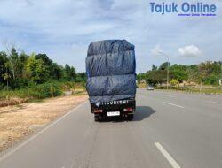 Bahaya Mobil Pick Up Dengan Bermuatan Lebih Kapasitas’ Pengendara Sepeda Motor Resah