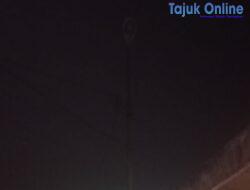 Lampu PJU Mati Berbulan-Bulan, Warga Ancam Potong Tiang Lampu