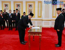 Mendagri Lantik Anwar Harun Damanik sebagai Sekda Provinsi Papua Tengah