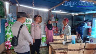 Kapolres Bintan Berikan Bantuan Sembako Kepada Masyarakat Korban Angin Kencang