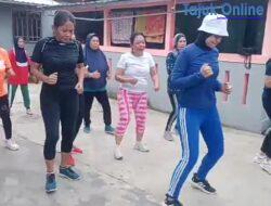 Ibu-ibu Warga RT 45 Kemang Agung Adakan Senam Sehat