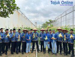 Program Tahanan Pangan, Rutan Batam Sukses Panen Jagung Sebanyak 250kg