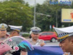 Edukasi Seligi 2025, Satlantas Polresta Barelang Bagikan Helm