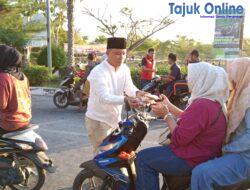Ketua Projo Karimun Tebar Kebaikan, dan Berbagai Takjil Kemasyarakat