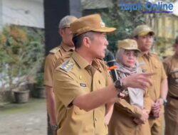 Panik, Walikota Ratu Dewa Sidak Kantor Camat Kertapati