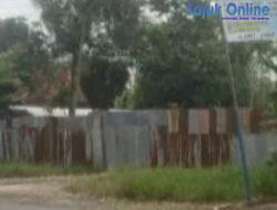 Dugaan Sebuah Gudang BBM Ilegal, Kok “Aneh” Jaraknya Tidak Jauh dari Mapolsek Lembak, Apa Mungkin Sudah Main Mata?